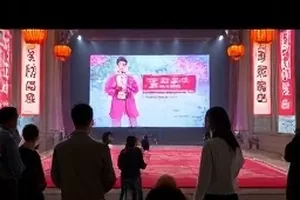 《多云转晴》三次修订记录卡封面