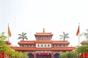 《底稿》比热搜早到两天卡封面