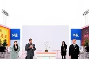 《慢半拍》信源分级标签卡封面